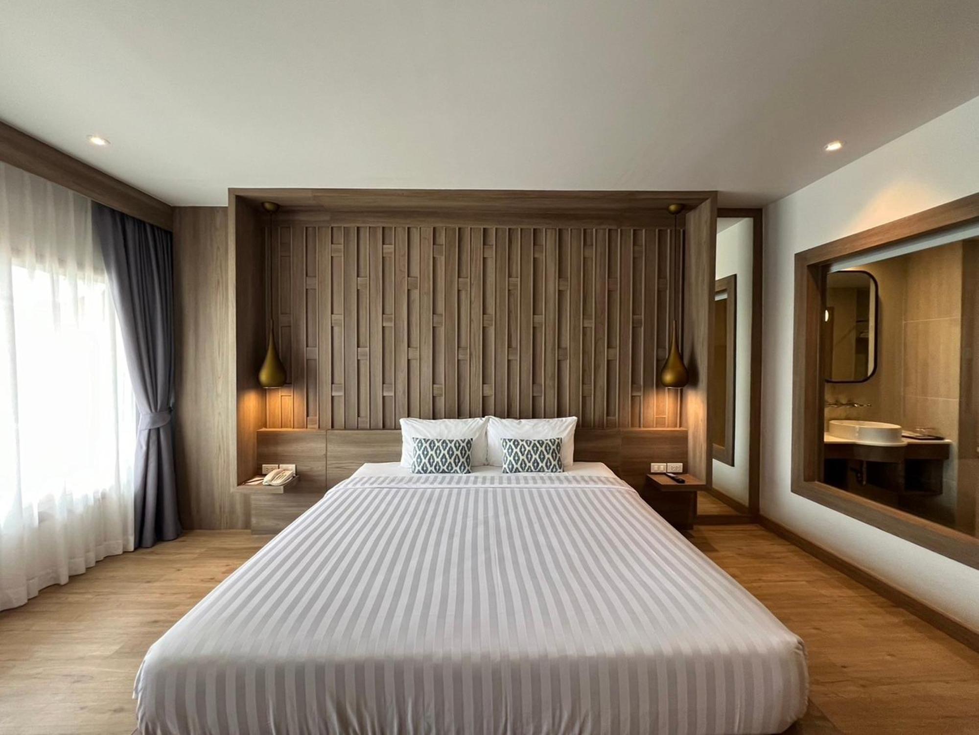 Namaka Resort Kamala Exterior photo Deluxe Room